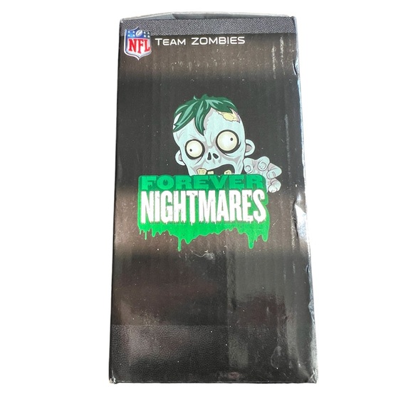 FOREVER NIGHTMARES | NFL PITTSBURGH STEELERS TEAM ZOMBIES FIGURINES - Picture 3 of 6